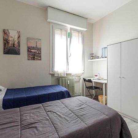 Fare Bnb - Room Del Parco Reggio Emilia Exteriér fotografie