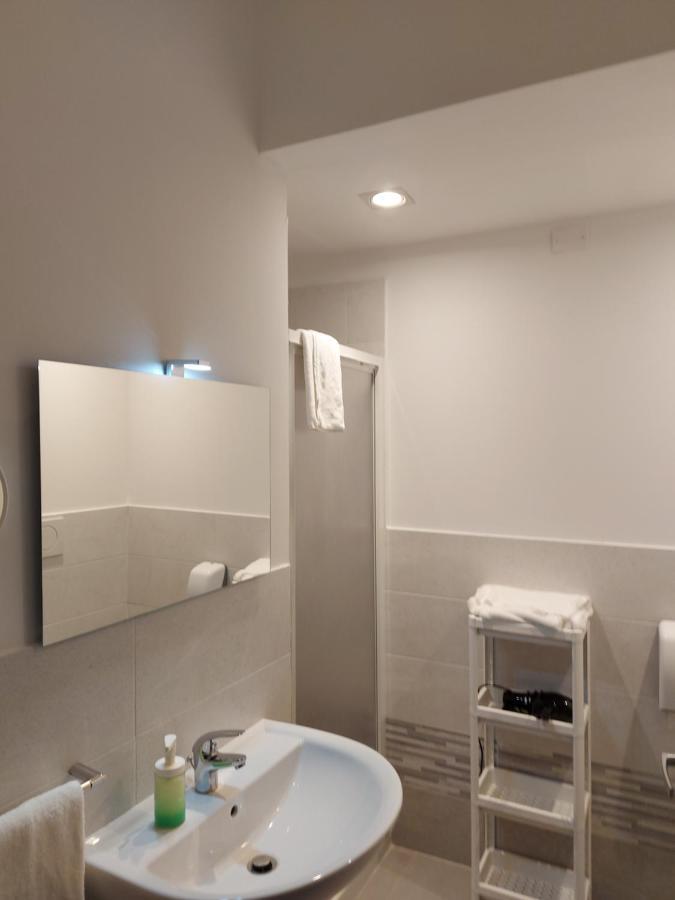 Fare Bnb - Room Del Parco Reggio Emilia Exteriér fotografie