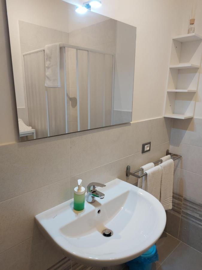 Fare Bnb - Room Del Parco Reggio Emilia Exteriér fotografie