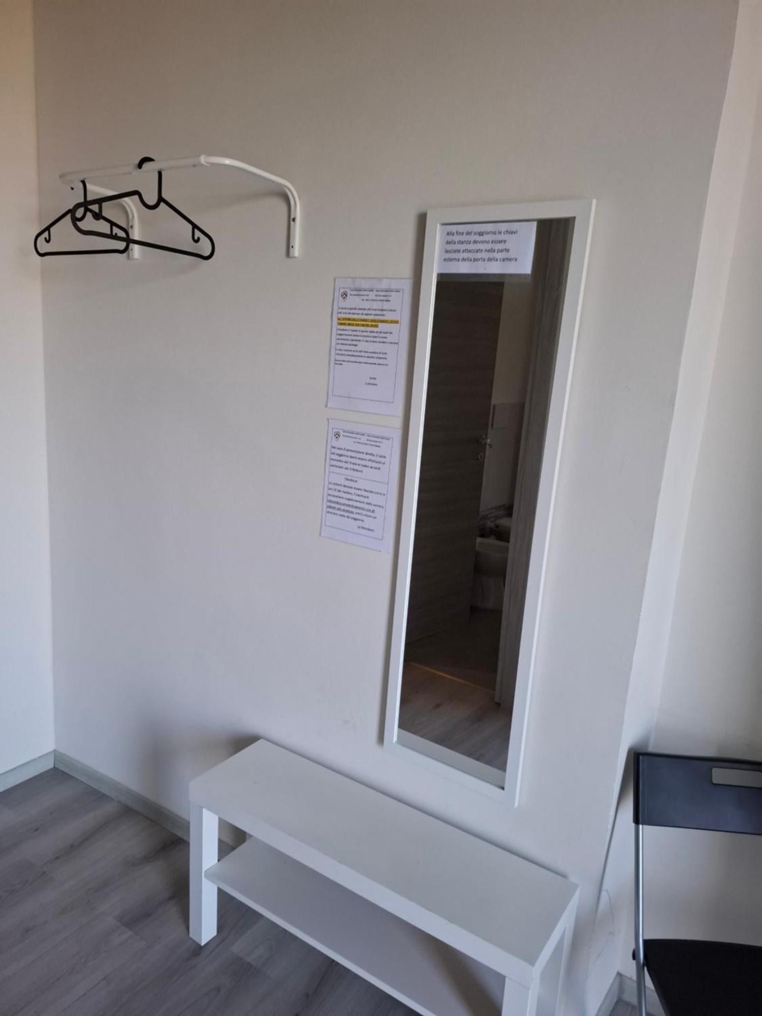 Fare Bnb - Room Del Parco Reggio Emilia Exteriér fotografie